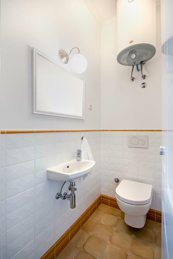 Adriatic Royal Sea View Apartment Ровинь Экстерьер фото